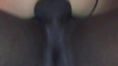 Curvy latina cu o pereche drăguță de țâțe suculente călărește o pula