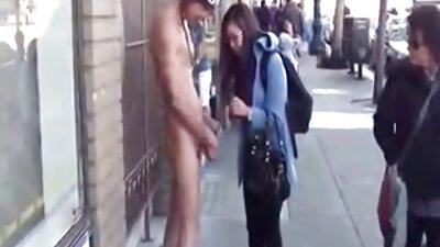 Babe a aranjat pătrunderea păsăricii cu tatăl vitreg în dormitorul ei