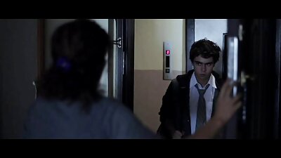 O blondă cu o păsărică drăguță este pătrunsă foarte profund