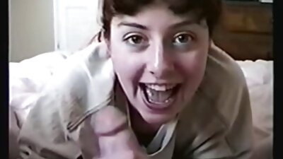 Un tip înalt o trage în țeapă pe drăgălașa Megan Marx lângă piscină