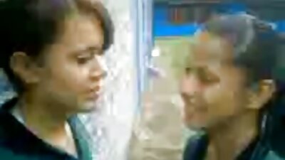 Pui amator călărește activ pula ca o curvă cu experiență
